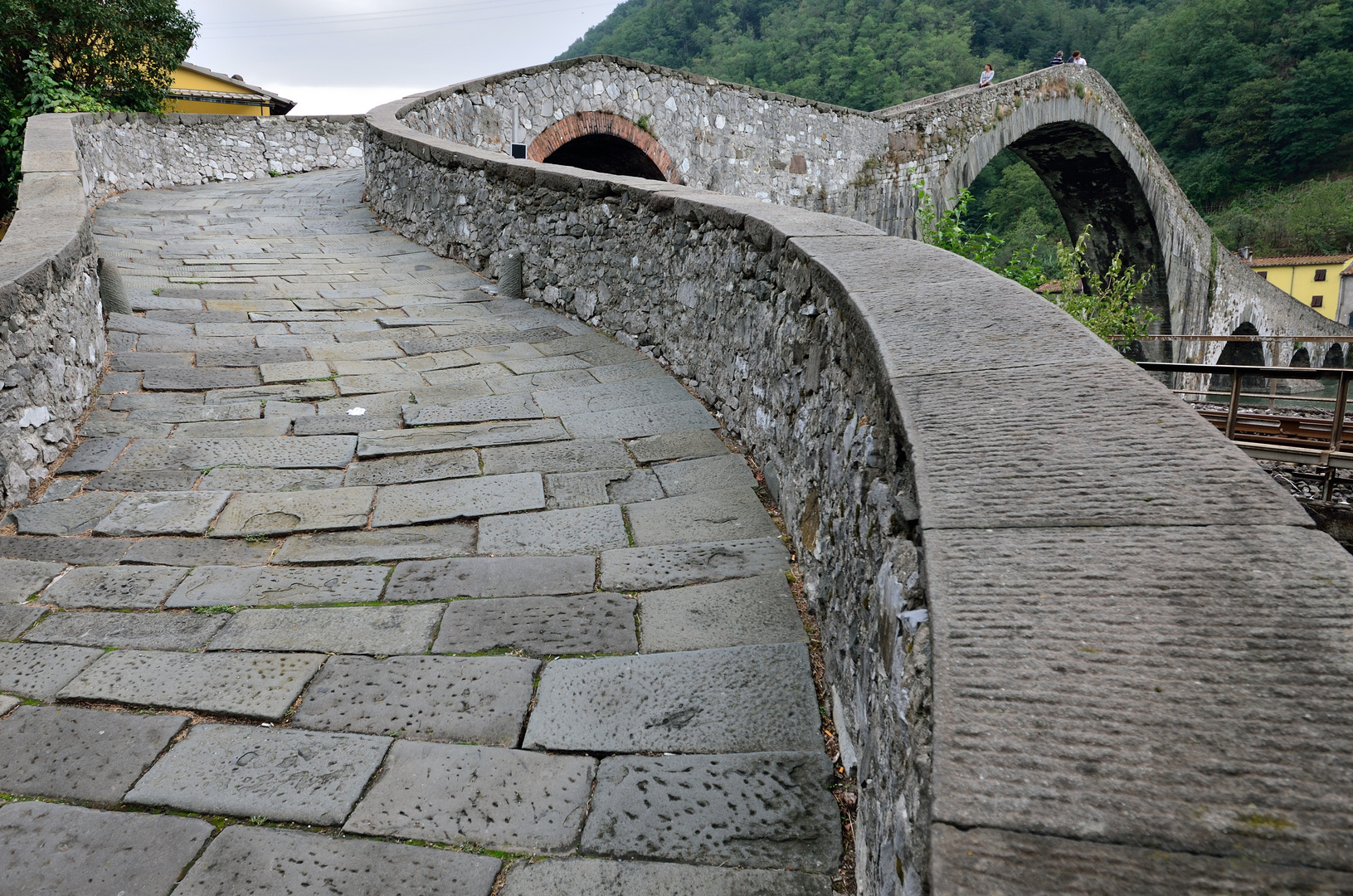 Ponte della Maddalena... Toscana...