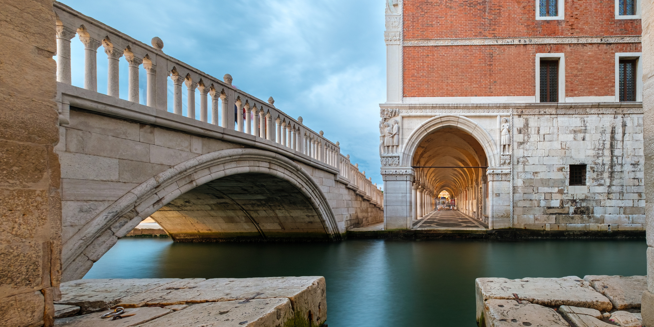 Ponte della Paglia & Dogenpalast Arkaden