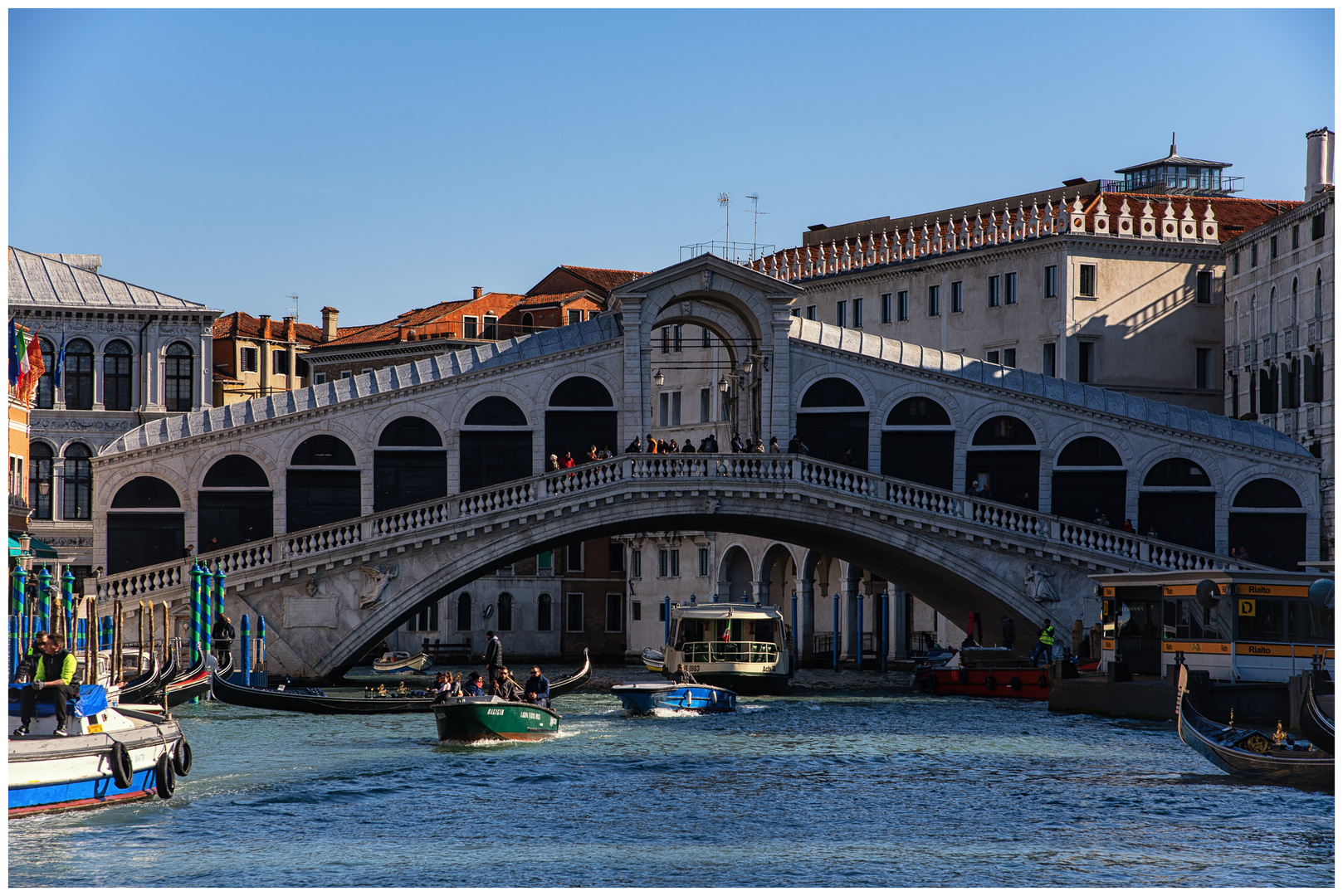 Ponte di Rialto mal von der anderen Seite