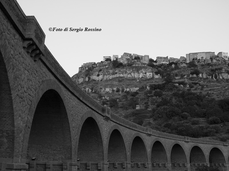 Ponte di ricordi