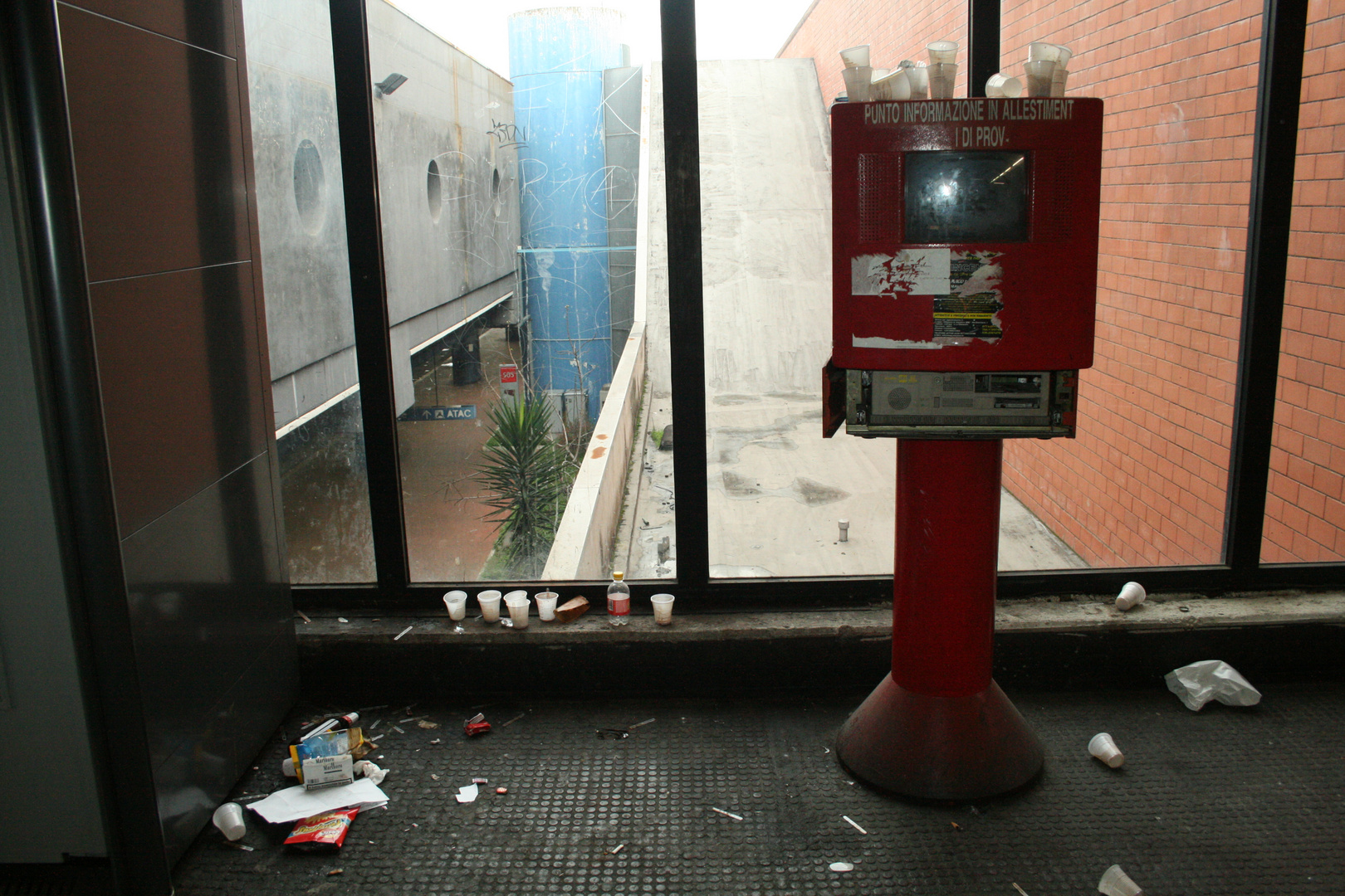 Ponte Mammolo Stazione Bus - punto informazione...