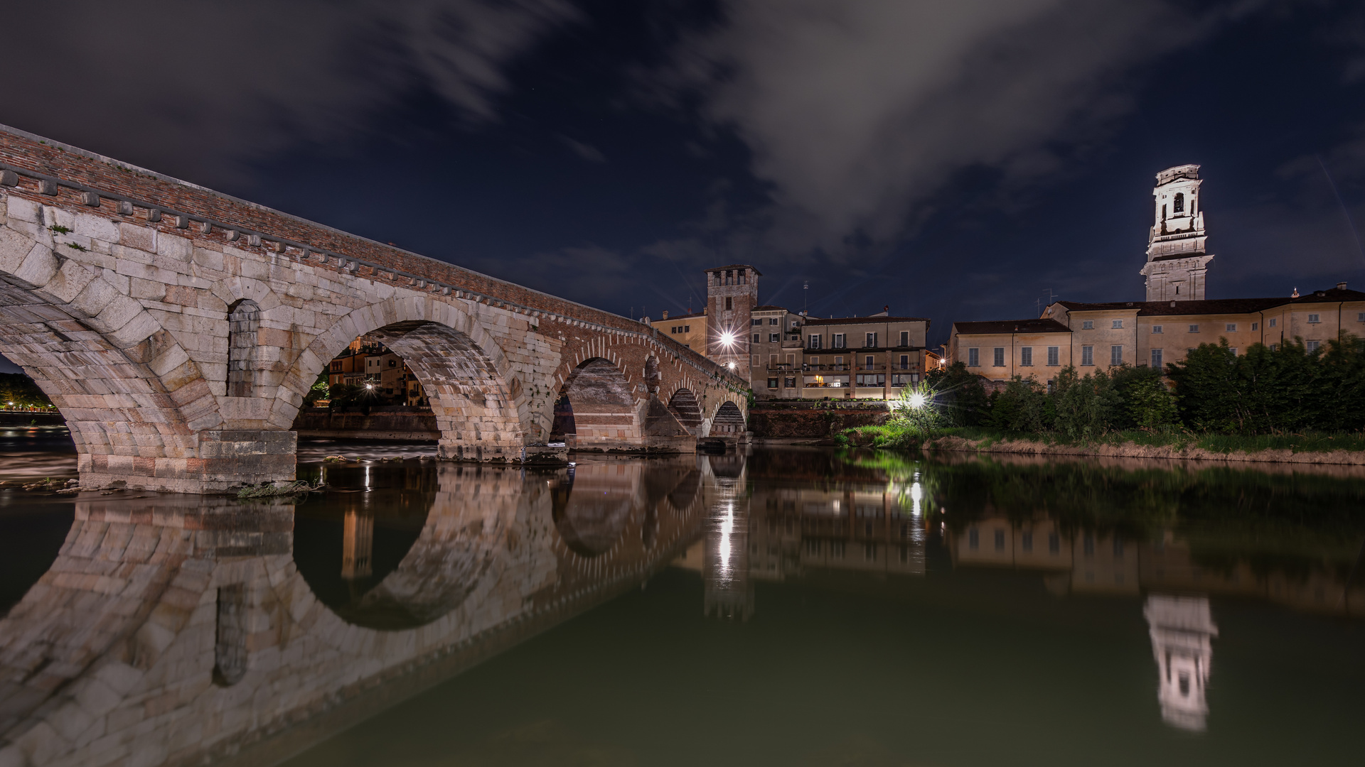 Ponte Pietra (2)