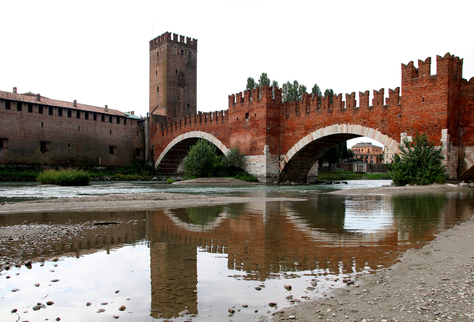 Ponte Pietra