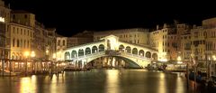 Ponte Rialto by Night