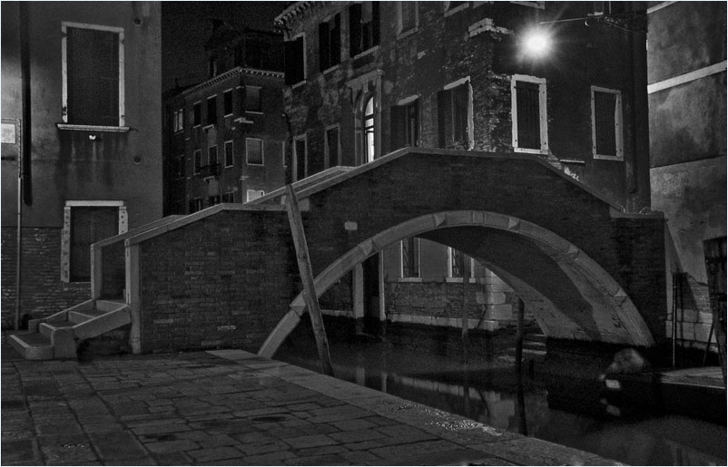 Ponte Ruga Vecchia bei Nacht