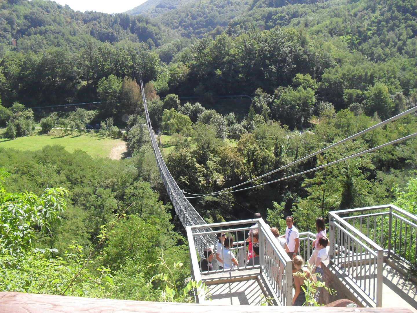 ponte sospeso in toscana