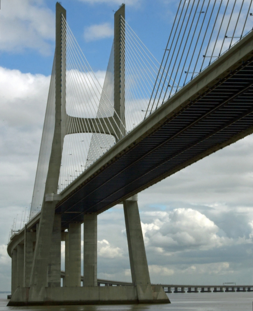 Ponte Vasco da Gama 1