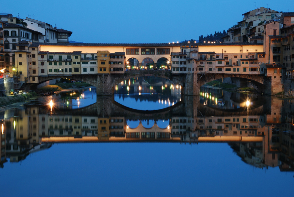 Ponte Vecchio allo specchio...