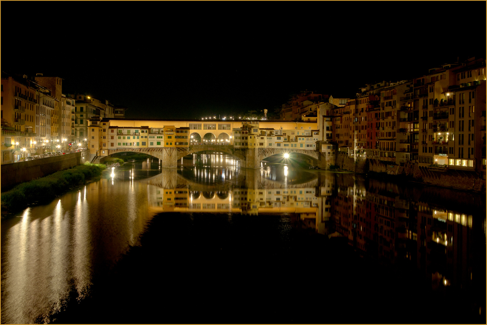 Ponte Vecchio bei Nacht