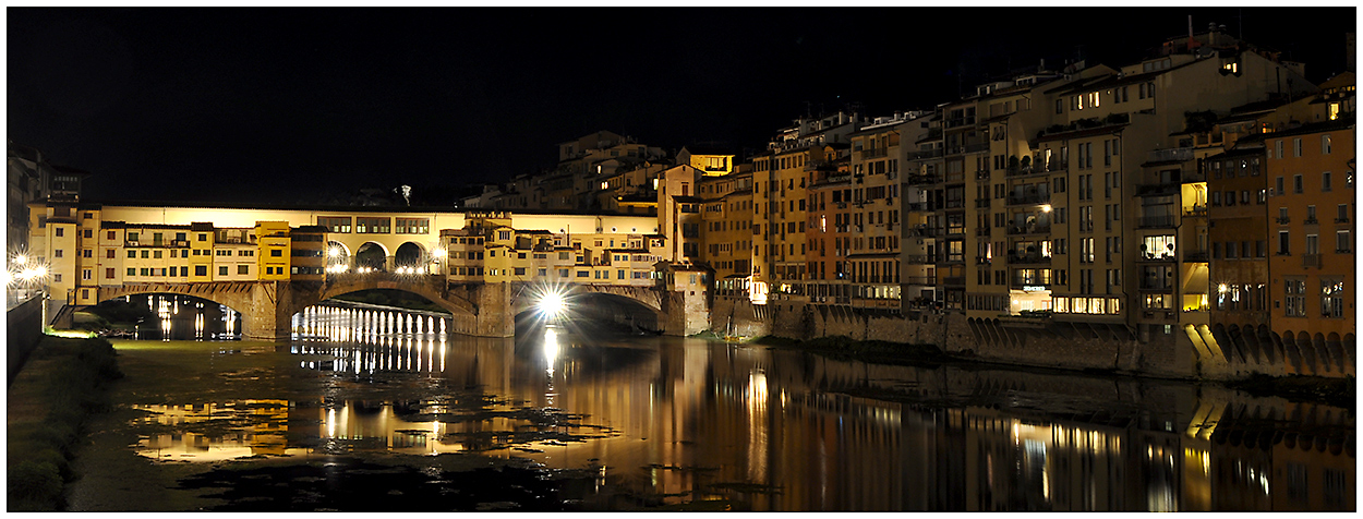 Ponte Vecchio bei Nacht