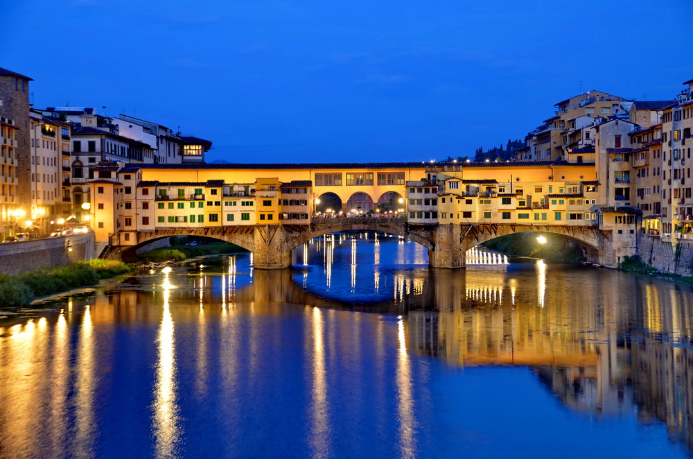 Ponte Vecchio Blue Hour, Firenze