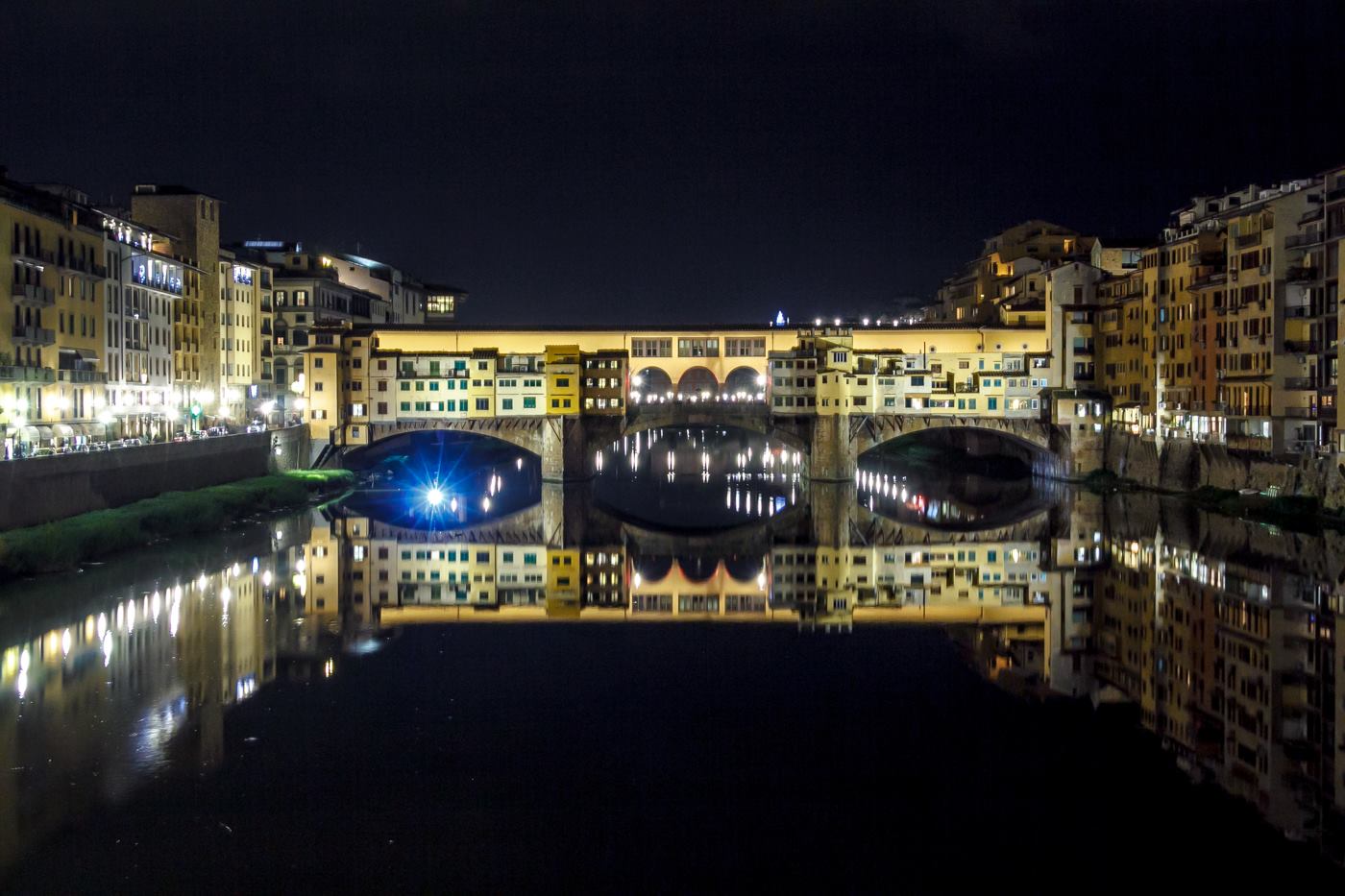 Ponte Vecchio by night