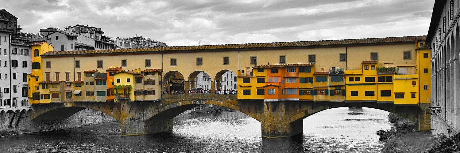 Ponte Vecchio   --   ©D6831--XOC-colBW_3#1