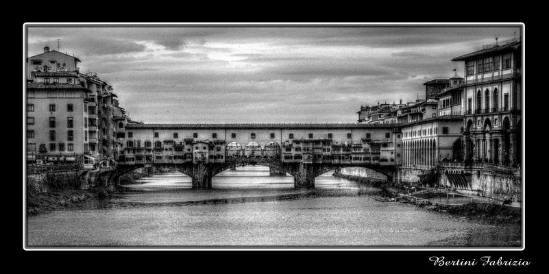 ponte vecchio in b/n