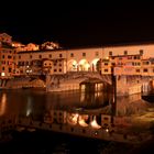 Ponte Vecchio in Florenz bei Nacht