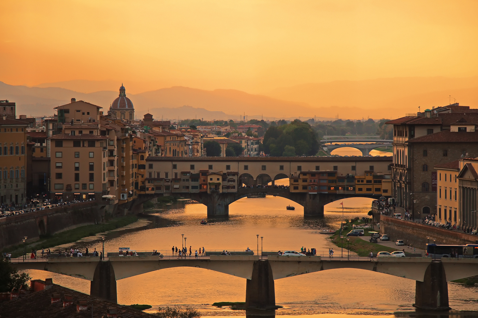 Ponte Vecchio in sunset