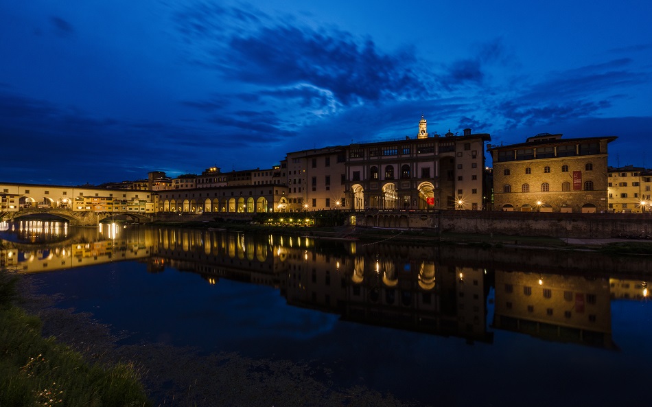 Ponte Vecchio, Lungarno degli Acciaiuoli