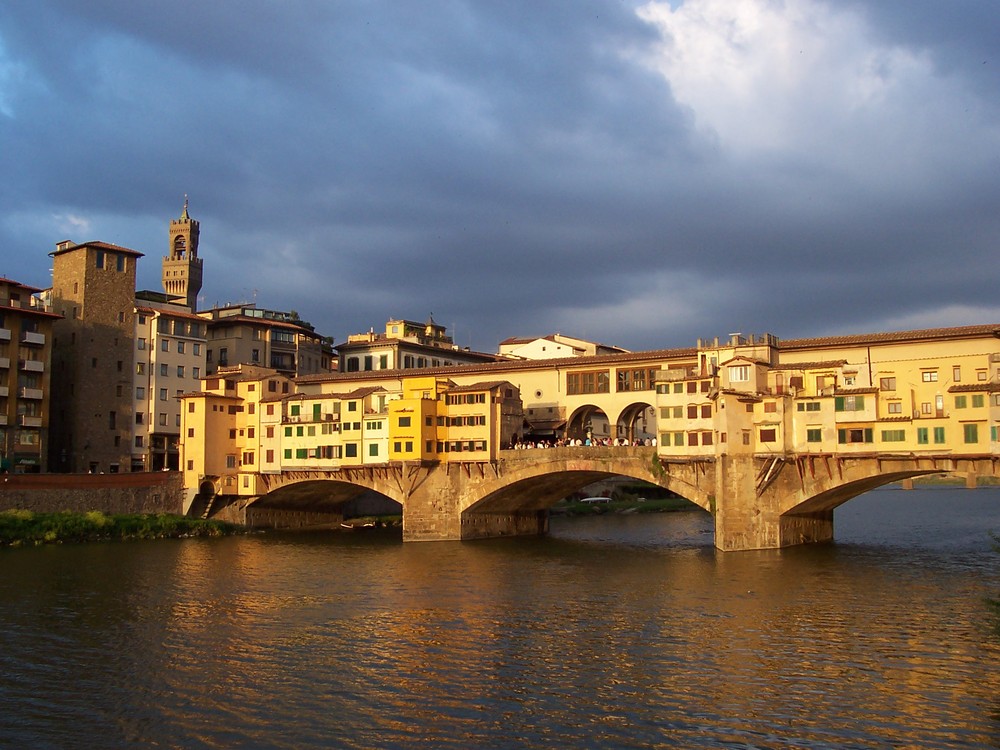 Ponte Vecchio, soleil couchant