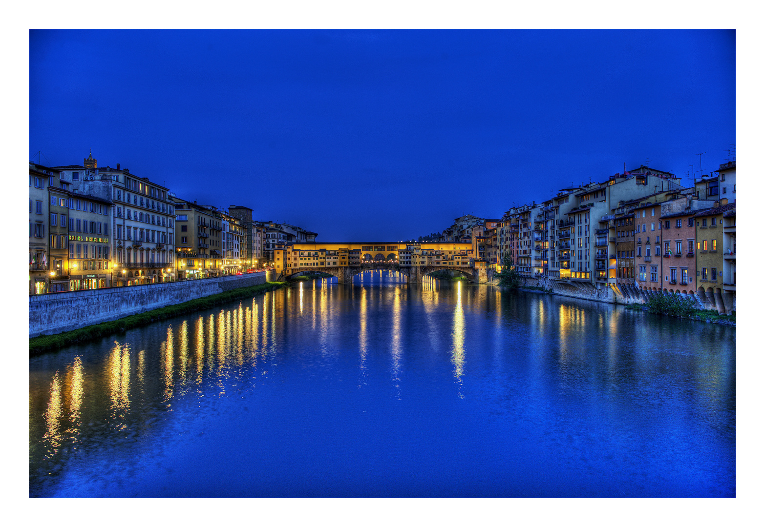 Ponte Vecchio zur Blauen Stunde