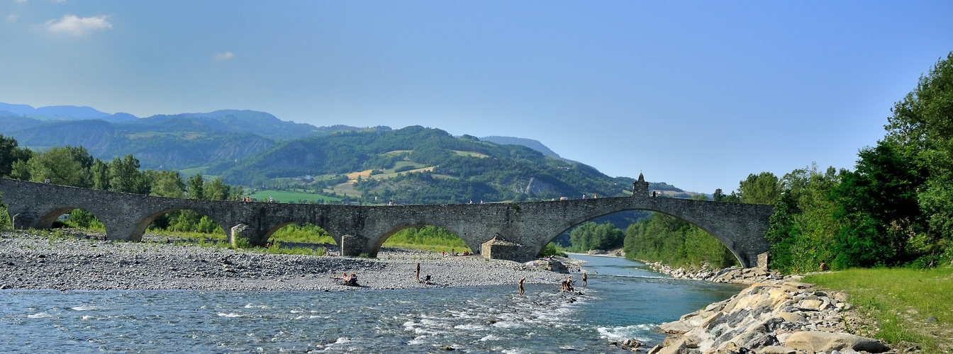 .....Ponte...Vecchio di Bobbio