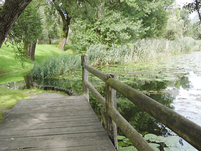 pontile al lago