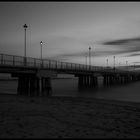 pontile al tramonto