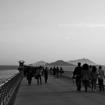 Pontile di Bagnoli_ la gente