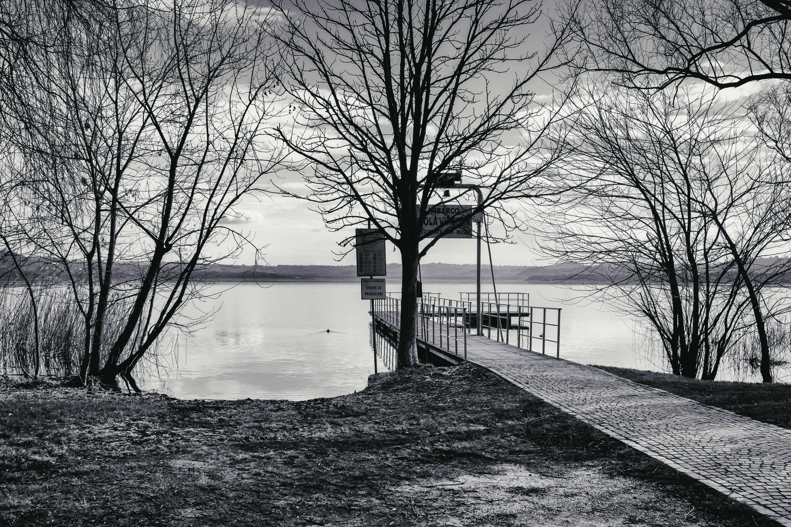 Pontile, lago di Varese