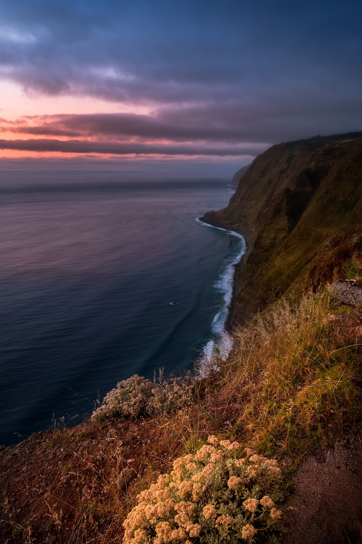 Ponto do Pargo Cliff