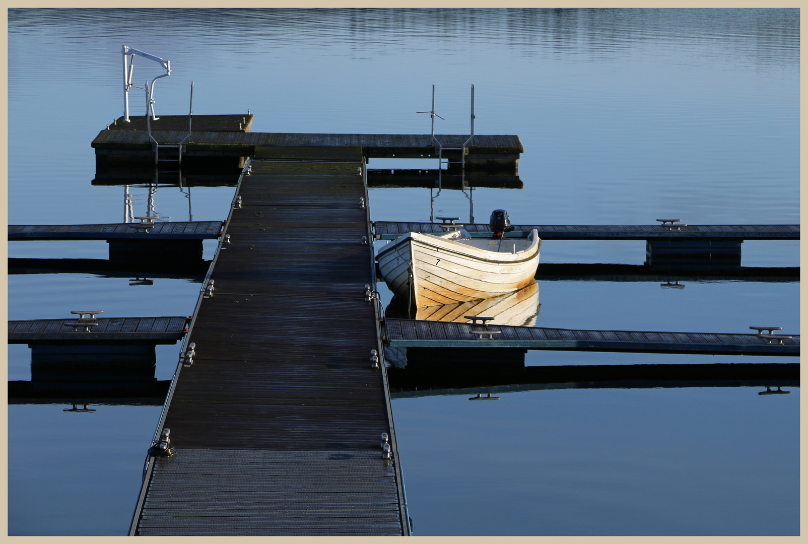 pontoon on kielder water