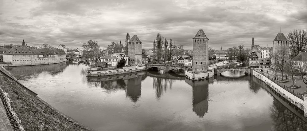 Ponts Couverts