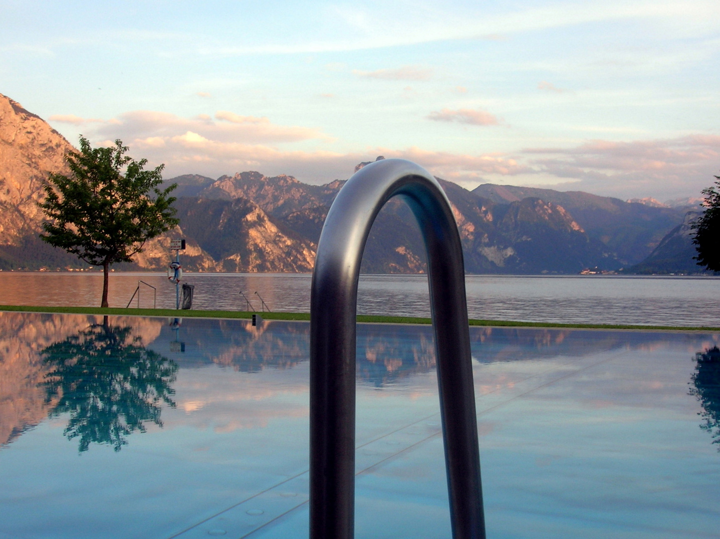 Pool am Traunsee