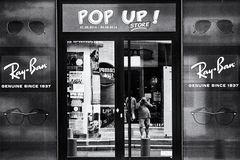 POP UP