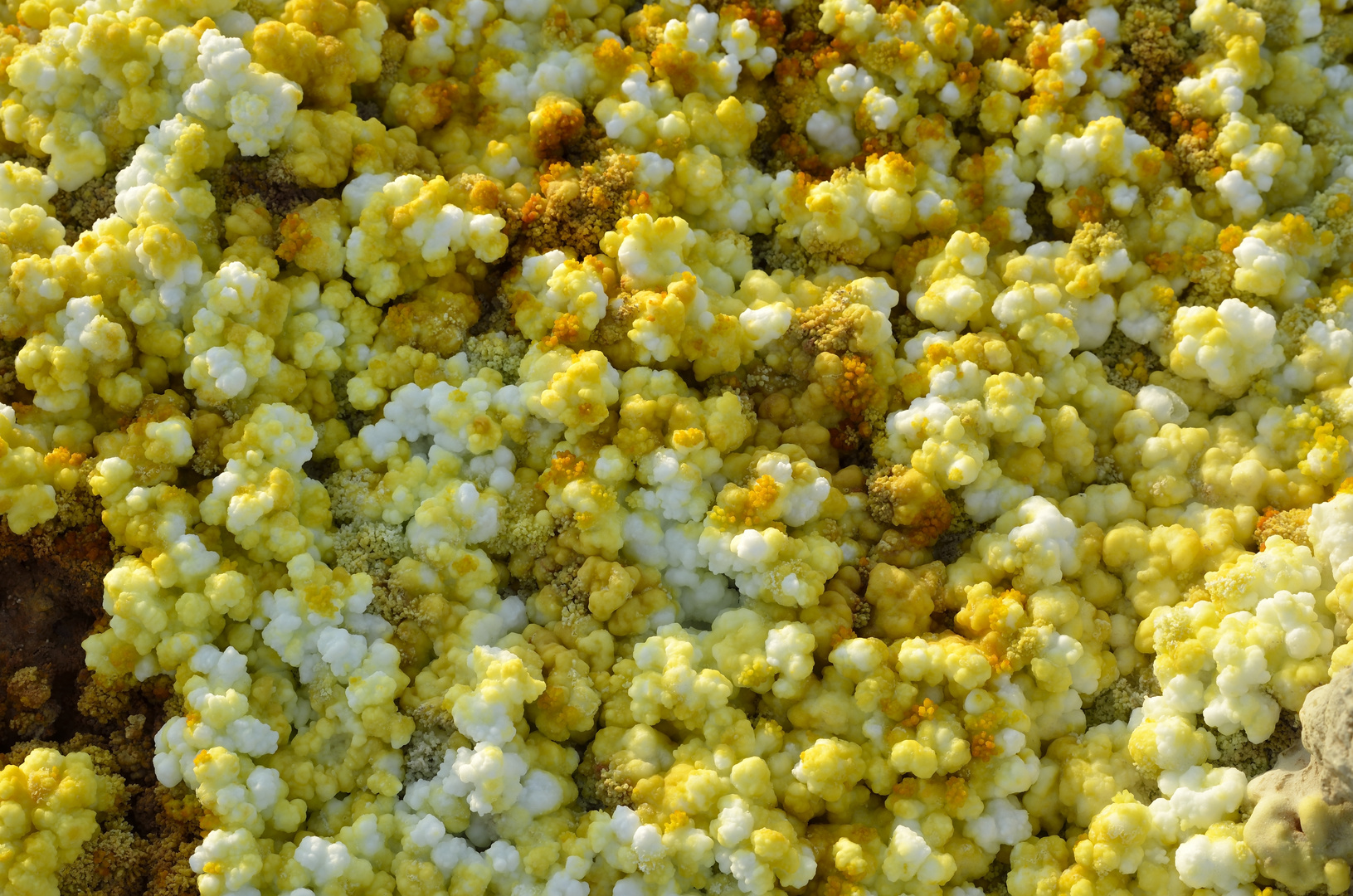 Popcorn aus Schwefel und Kaliumsalzen