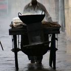 Popcorn Verkäufer im Monsun