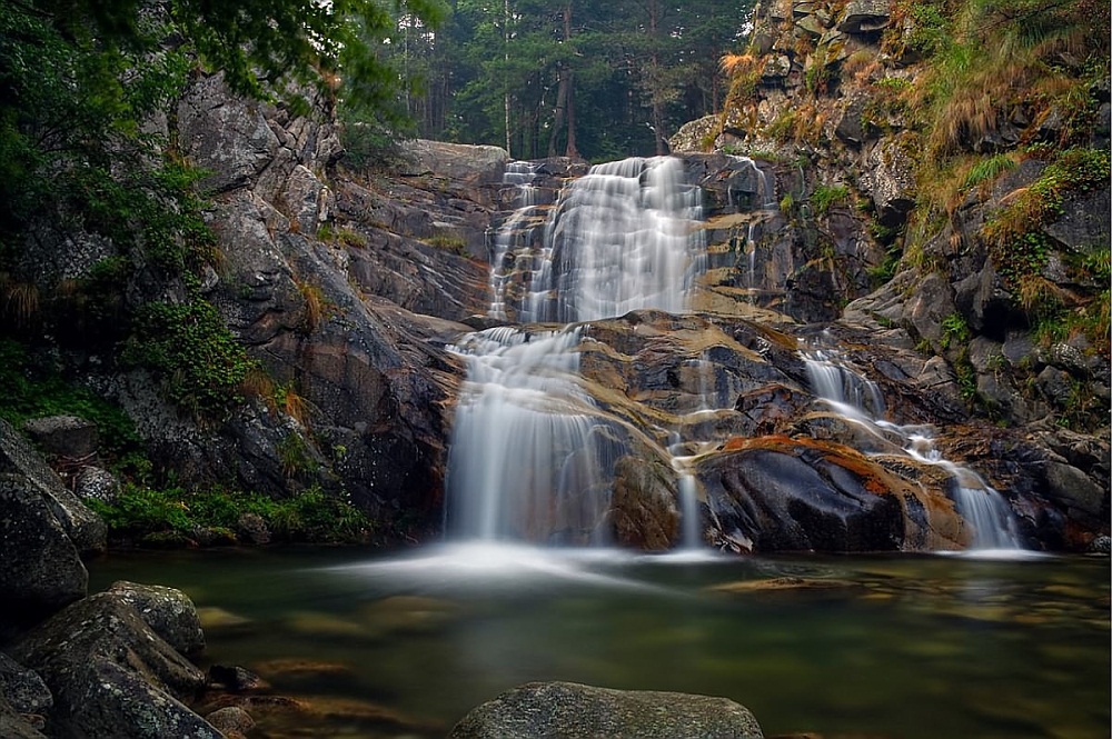 Popinolashki Waterfall