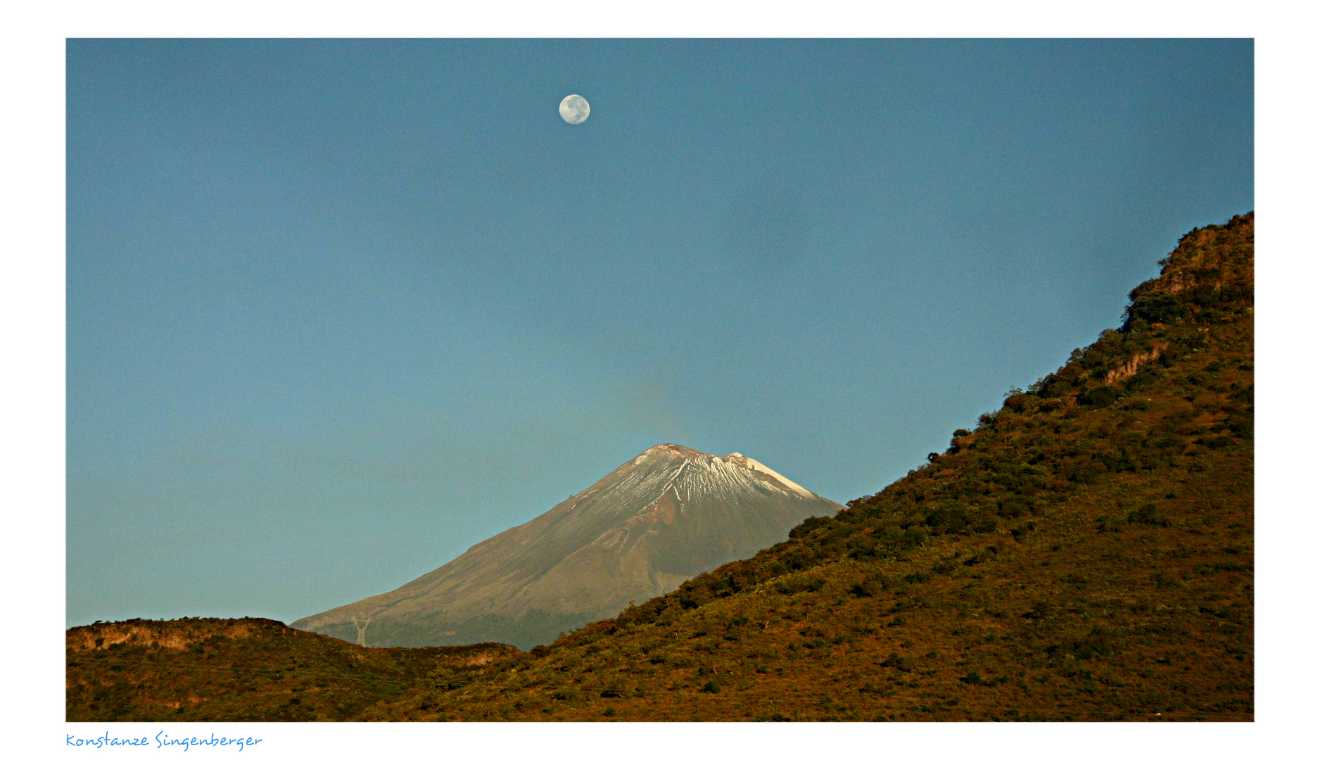 Popocatépetl/Mexico am frühen Morgen