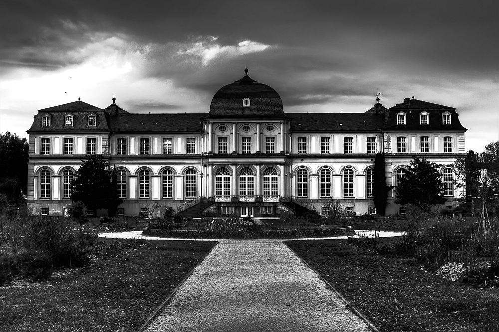 - Poppelsdorfer Schloss -