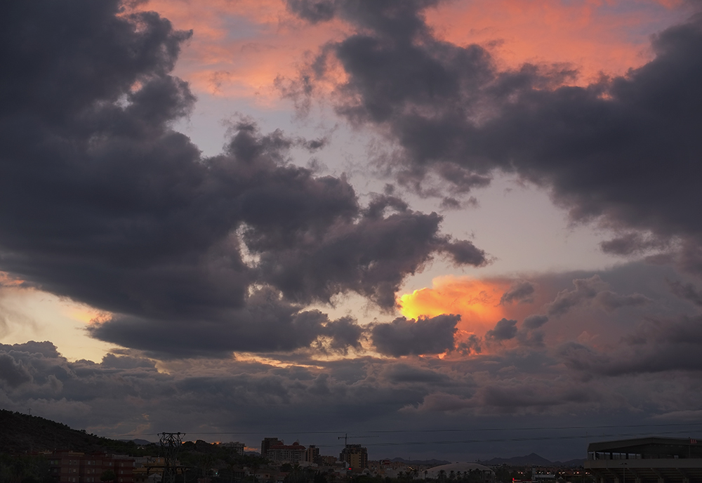 Por encima de la tormenta