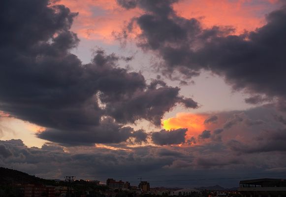 Por encima de la tormenta