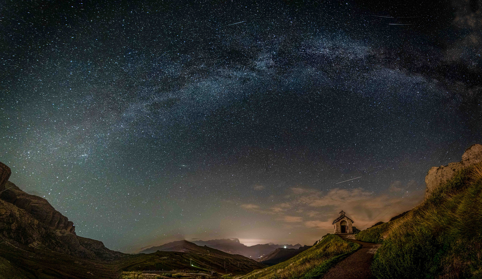 Pordoi Pass-Dolomiten- mit Milchstrasse