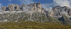 Pordoispitzen und Piz Boe in den Dolomiten und ...