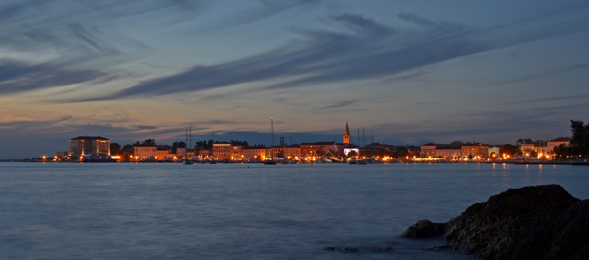 Porec bei Nacht