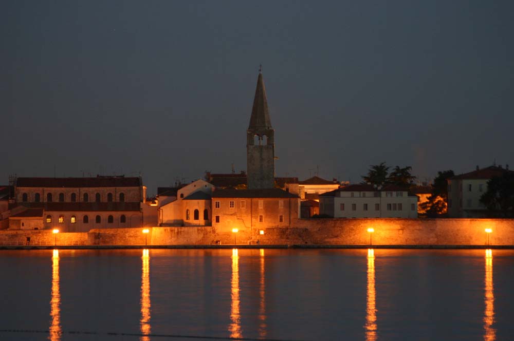 Porec bei Nacht / Kroatien