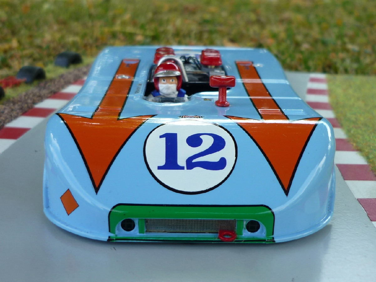 Porsche 908 Slotcar von Vorn