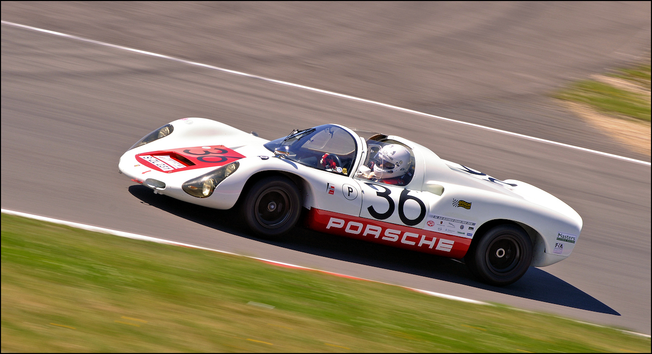 Porsche 910