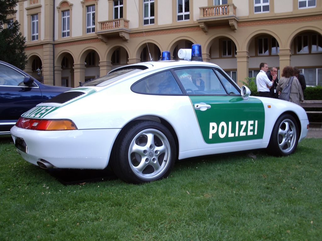 Porsche 911 - 933