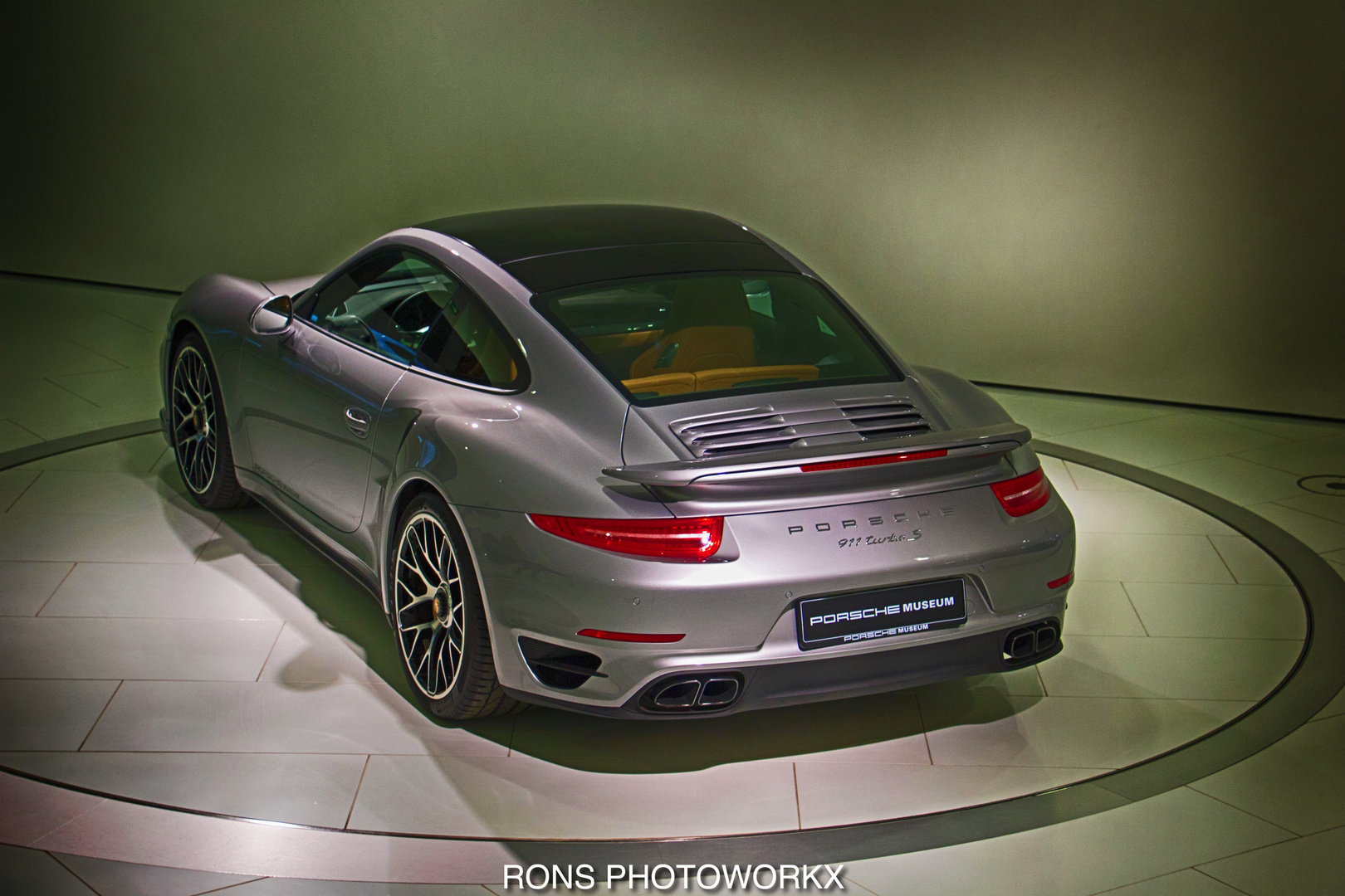 Porsche 911 (991/1) Turbo S