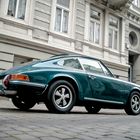 Porsche 911 auf Kopfsteinpflaster