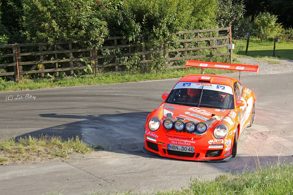 Porsche 911 GT3 mit großem Lampenbaum